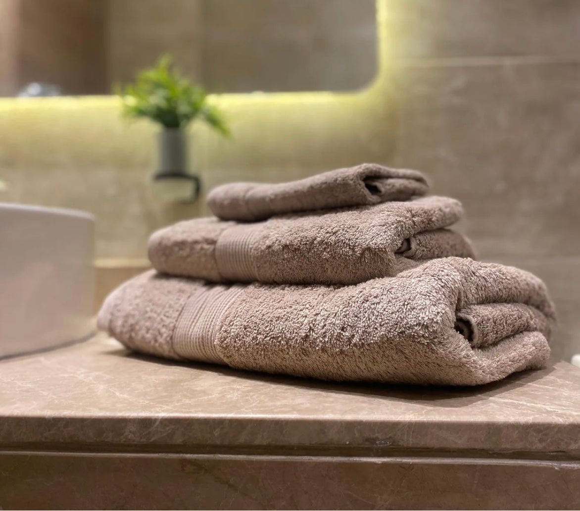 3-Piece Towel Set – 1 Large, 2 Medium